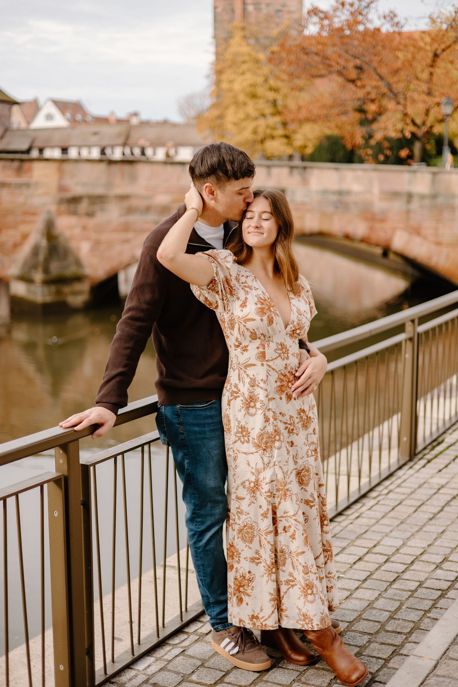 Paarshooting Nurnberg, Engagement Photoshoot, Couples Photoshoot at Trodelmarkt, Johanna Patton Photography