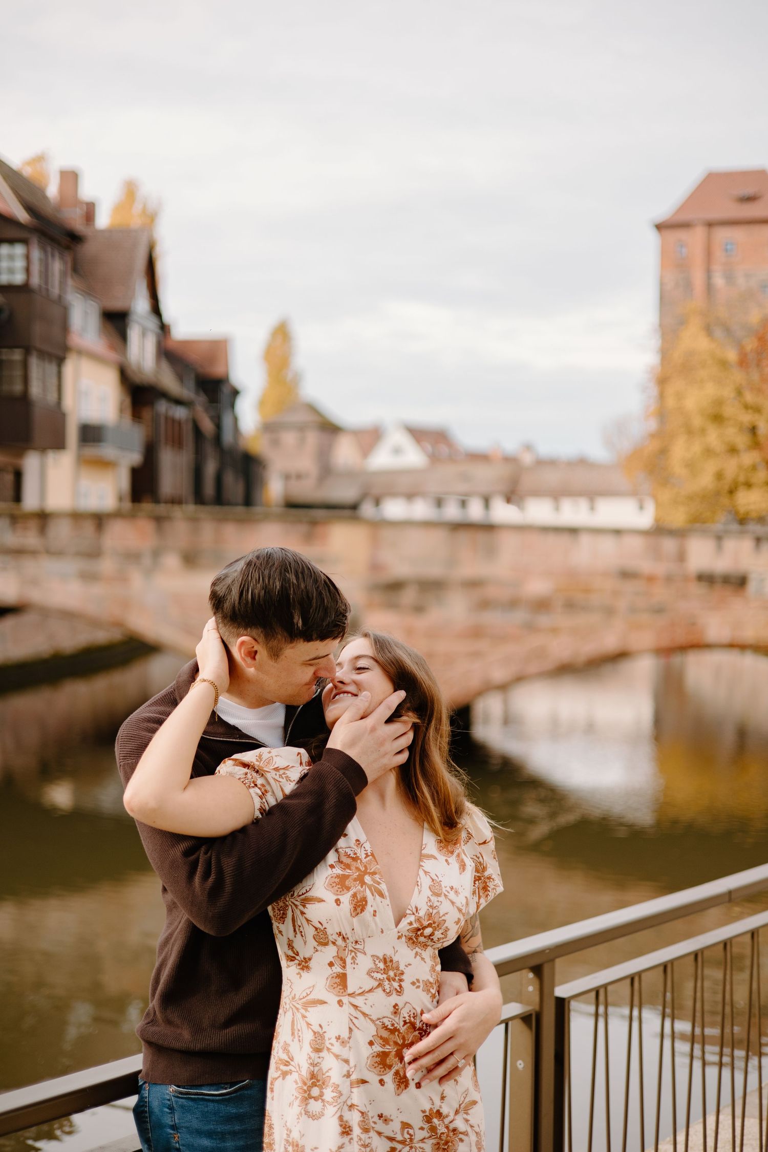 Paarshooting Nurnberg, Engagement Shoot, Couples Photoshoot at Trodelmarkt, Johanna Patton Photography