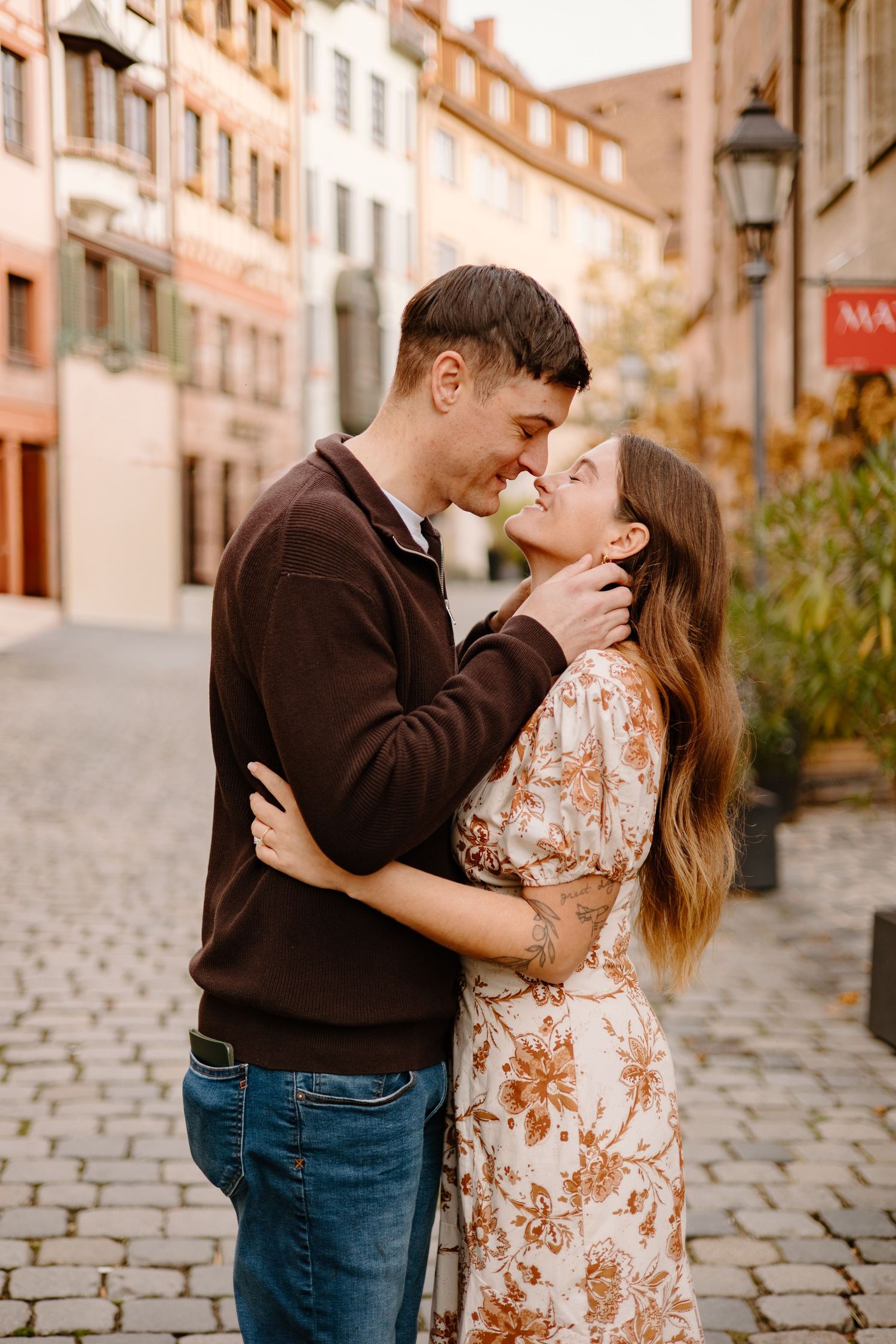 Paarshooting Nurnberg, Engagement Photoshoot, Couples Photoshoot at Weißgerbergasse (Nürnberg), Johanna Patton Photography, Paarfotografie