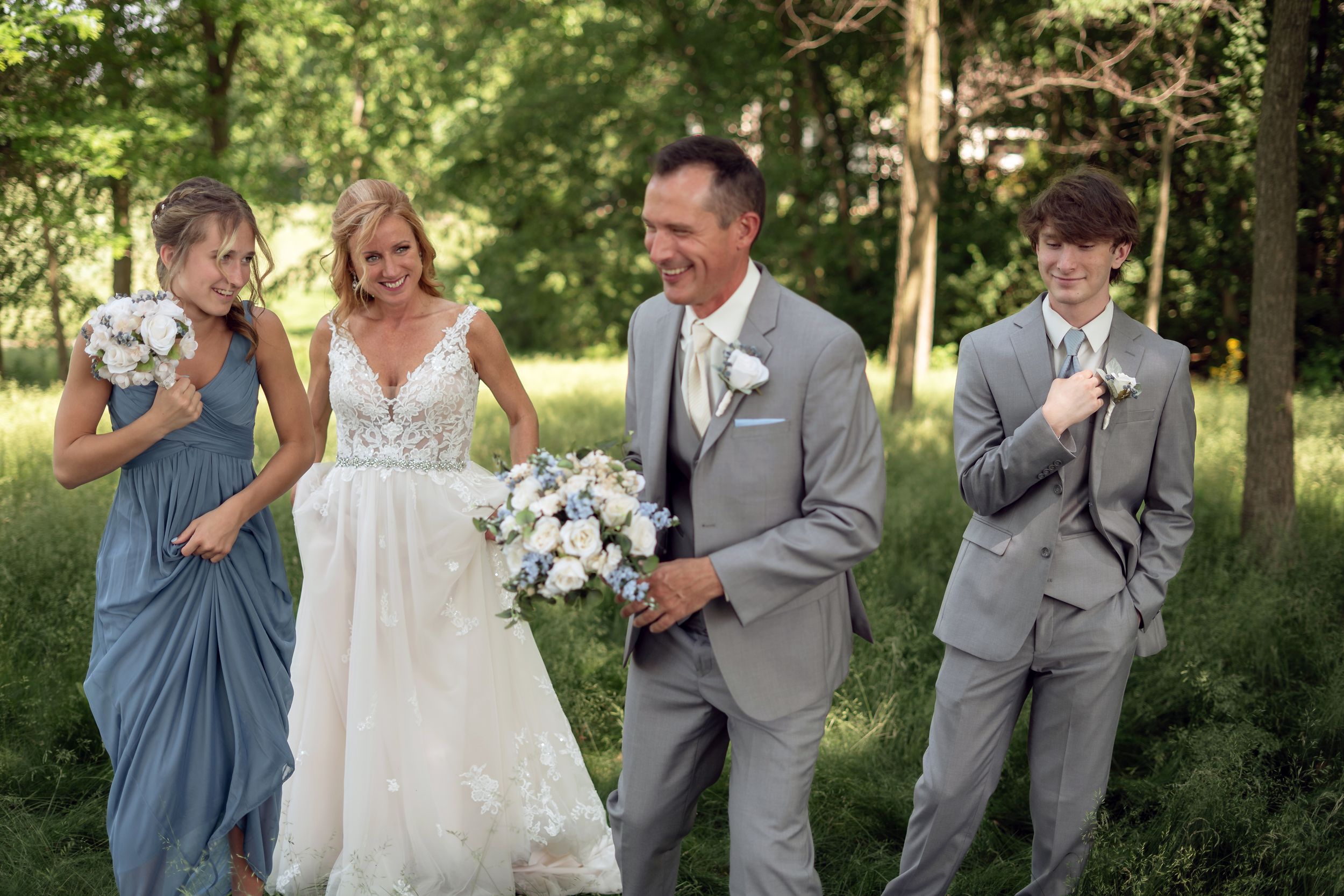 Wedding party at Scioto reserve venue