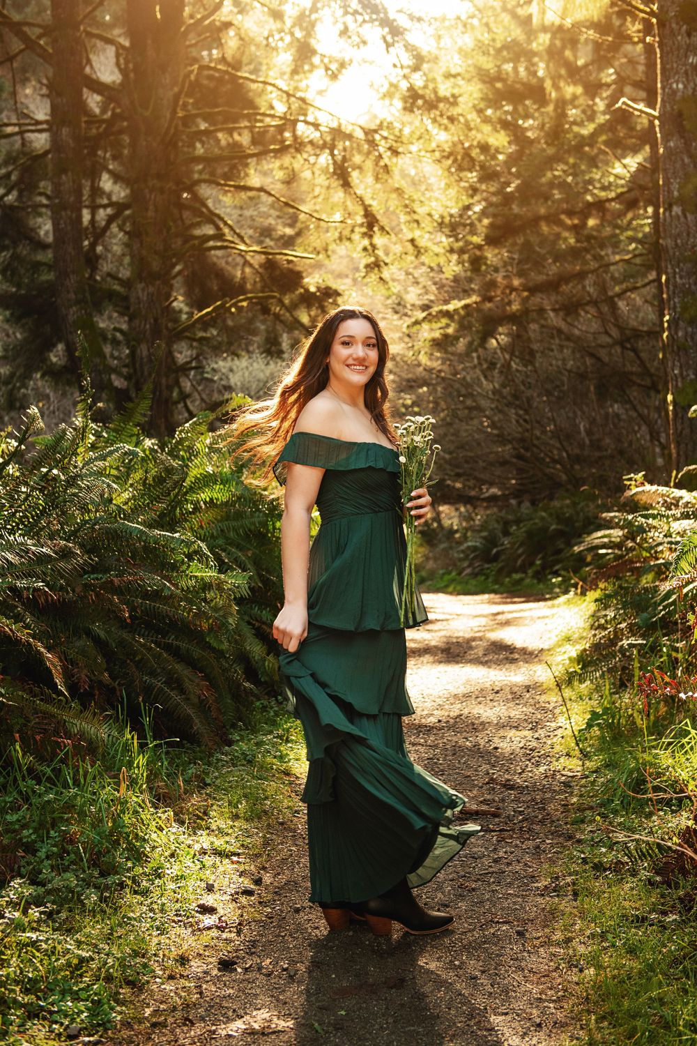 Redding Photographer | Redding | Senior Photographer | Senior Portraits | Senior Photography | Headshots | Branding Photos | Studio Photos