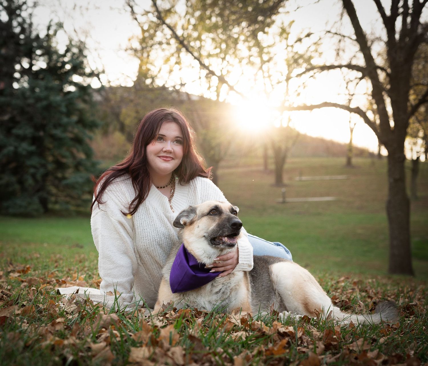 Senior session in Blair, Nebraska at Black Elk-Neihardt Park. Gorgeous golden hour sessions.