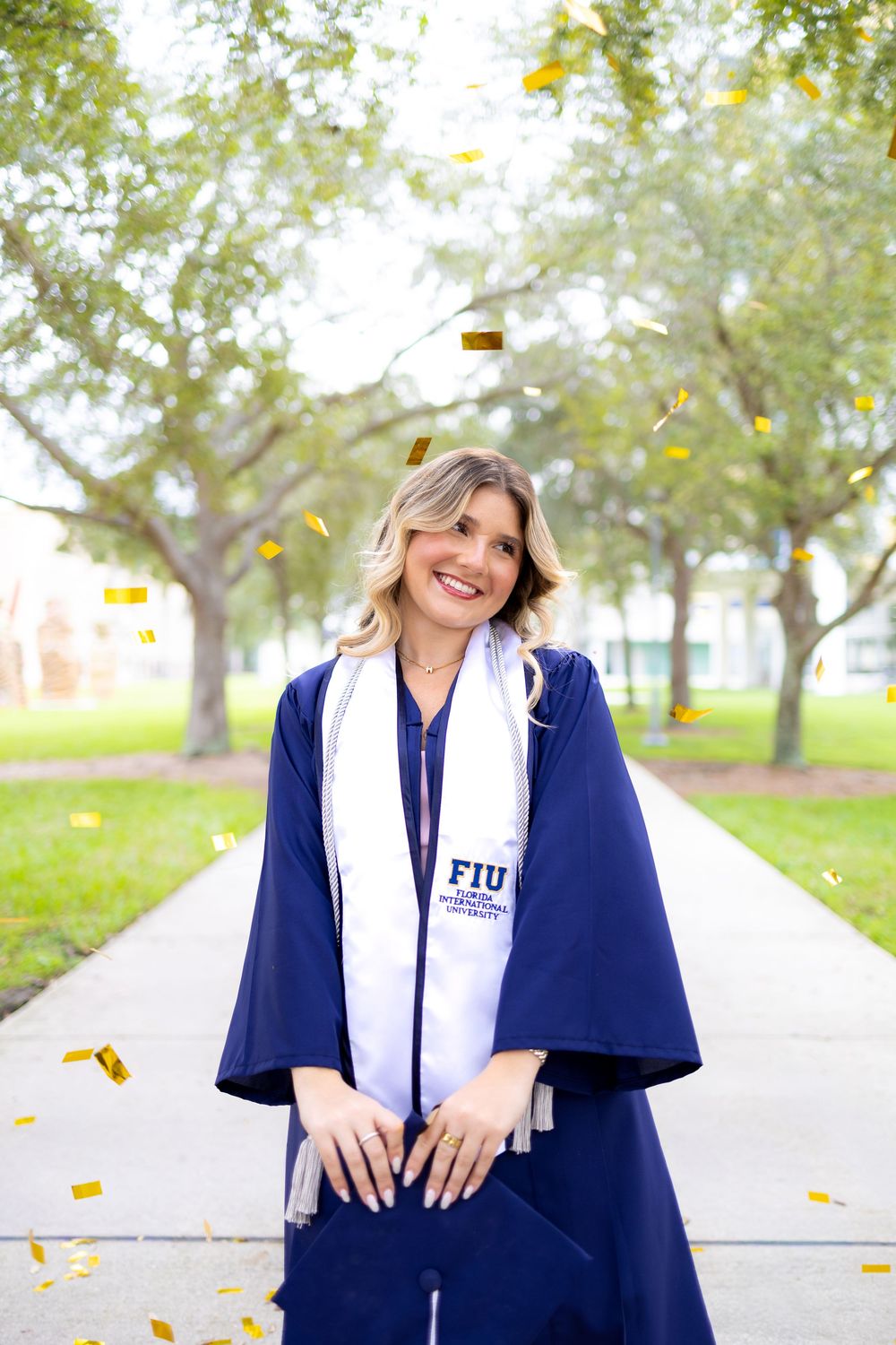 grad photo