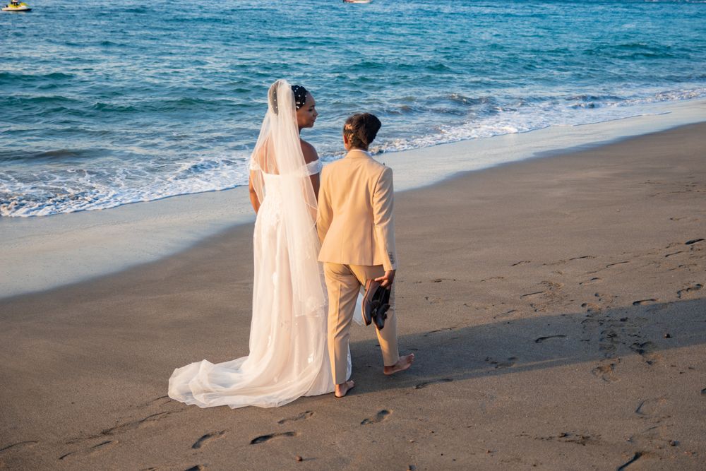 Wedding couple photoshoot at sunset on the beach in Guanacaste, Costa Rica