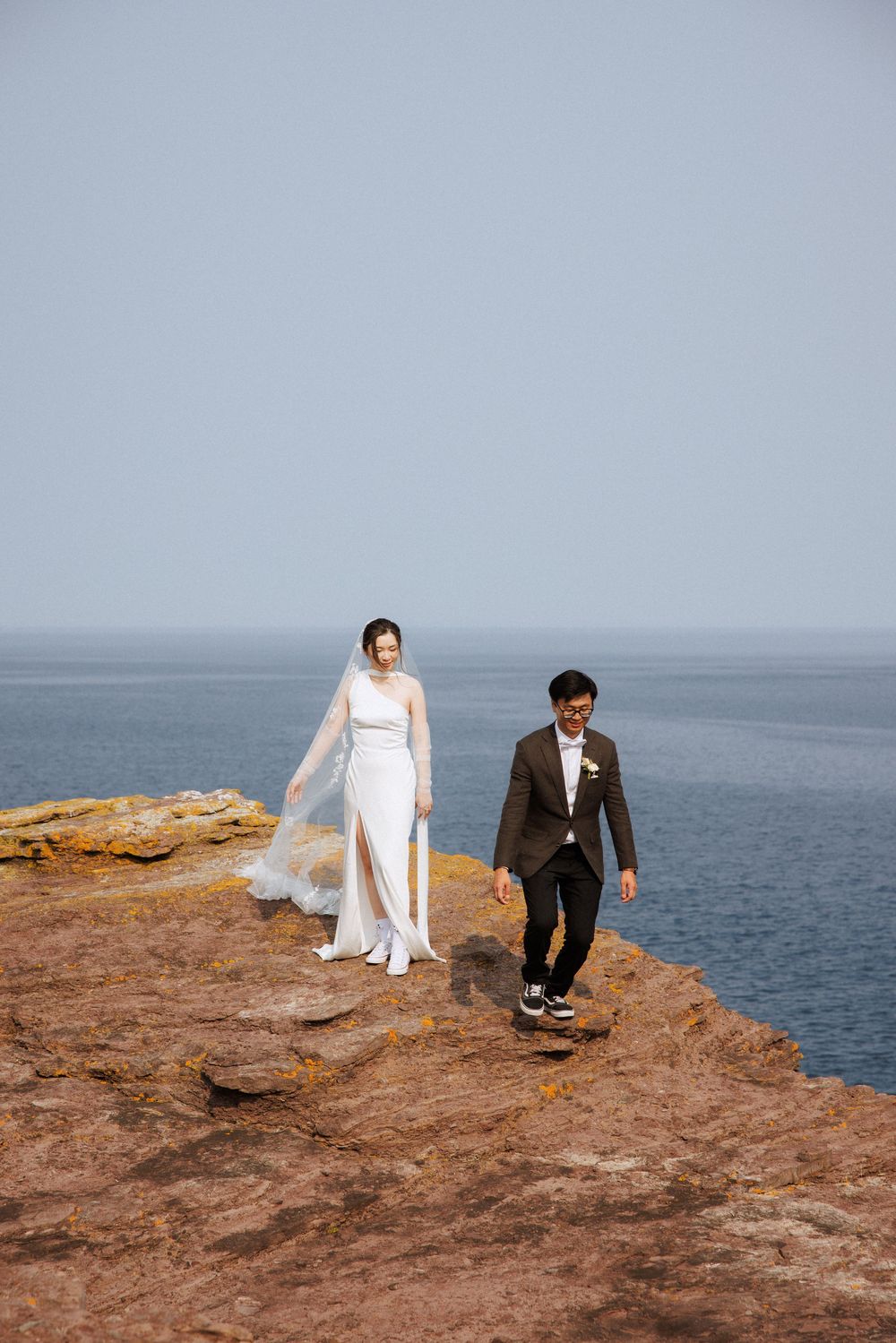 Wedding couple photos in Flatrock, captured by Newfoundland documentary style wedding photographer Kaitlyn Yvette
