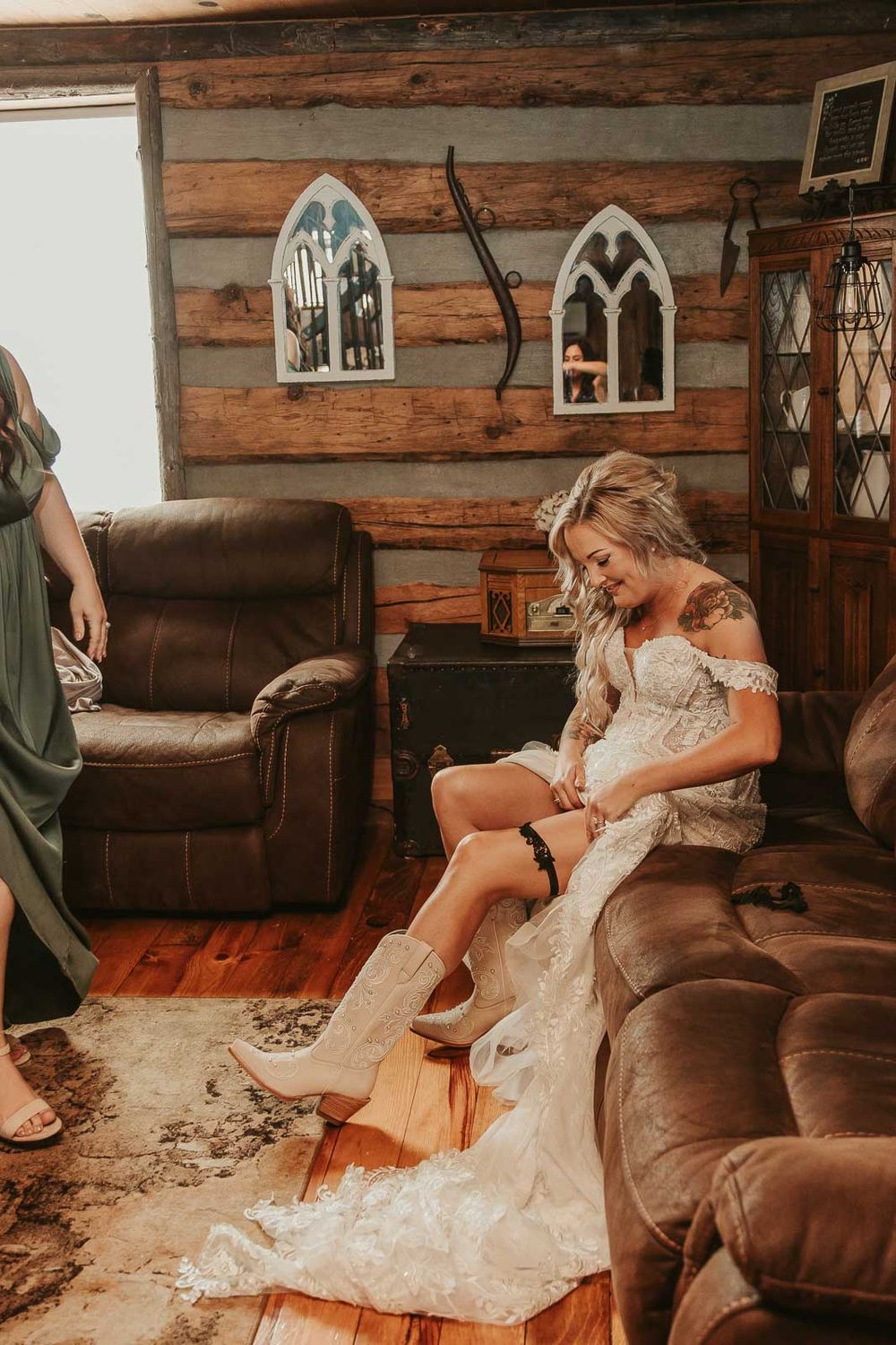 Jessica’s final touches lace gown, delicate jewelry, and joyful anticipation with bridesmaids and mom of bride. Yakima wedding photographer