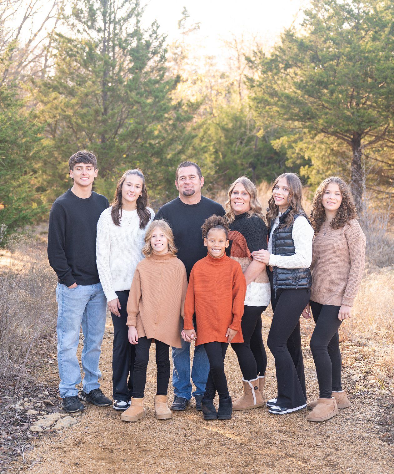 Family of 8 Late Fall Session with Evergreens by Bartlesville Photographer Kristi Bray