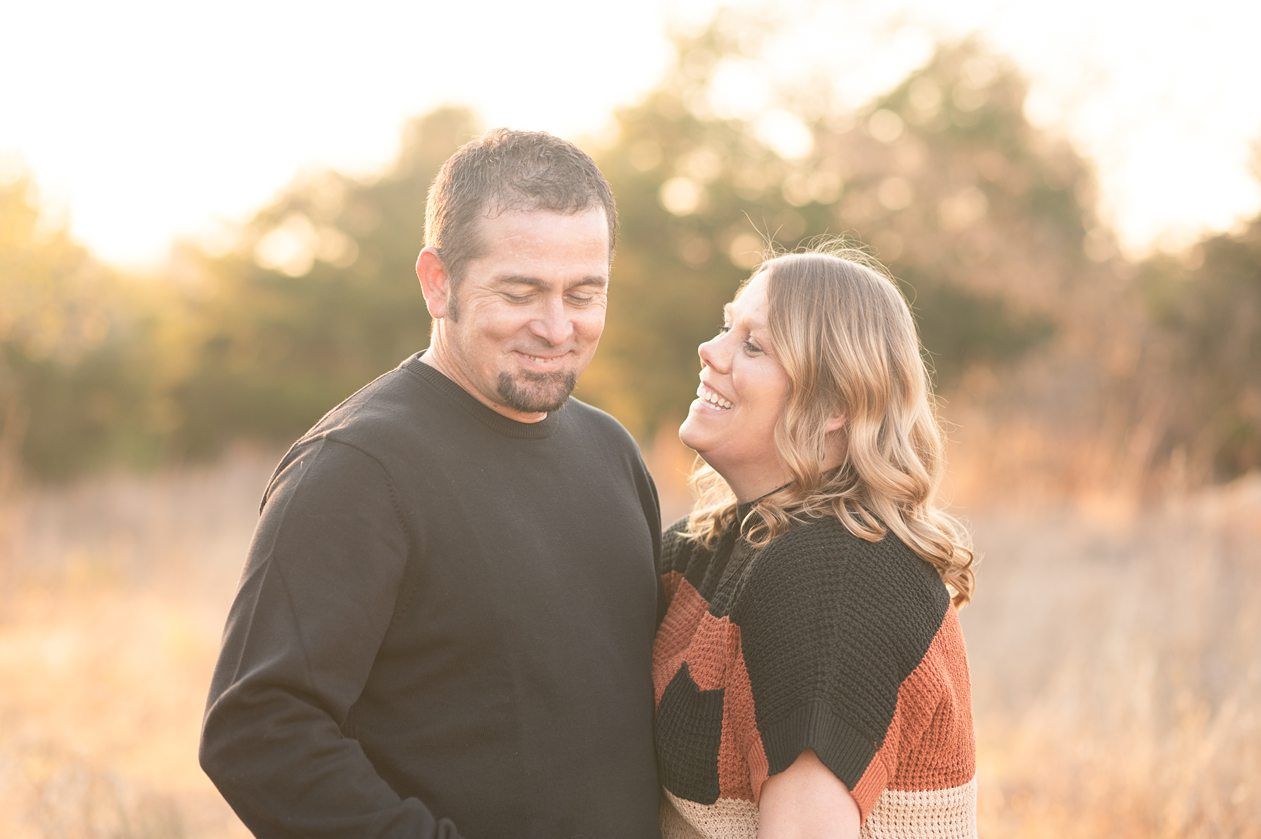 Family of 8 Late Fall Session with Evergreens by Bartlesville Photographer Kristi Bray