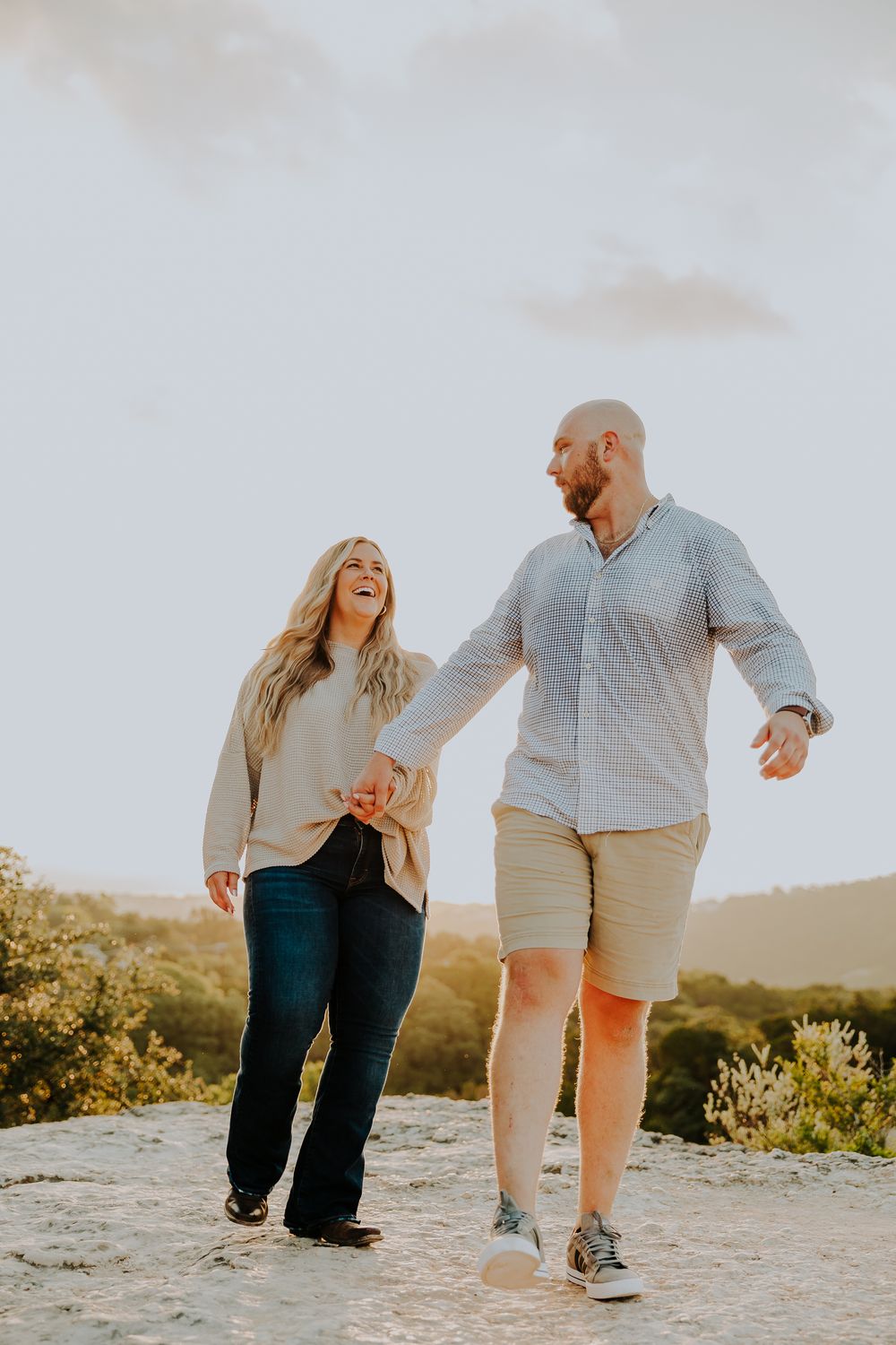 Couples portrait photographer in Austin Texas.
Austin engagement photographer in Austin Texas