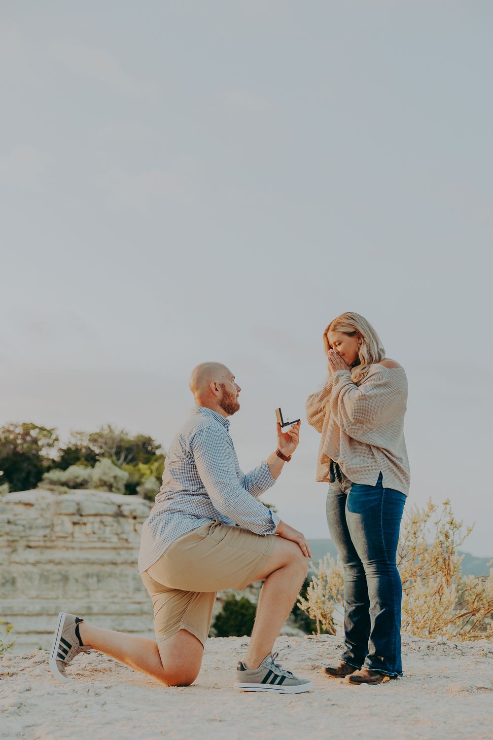 Couples portrait photographer in Austin Texas.
Austin proposal photographer in Austin Texas