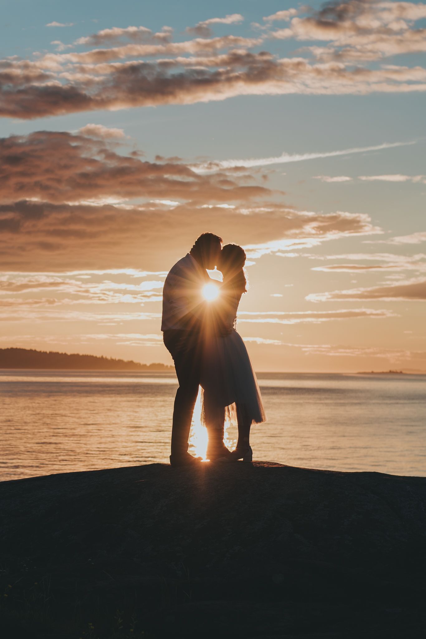 wedding couple on beach vancouver island