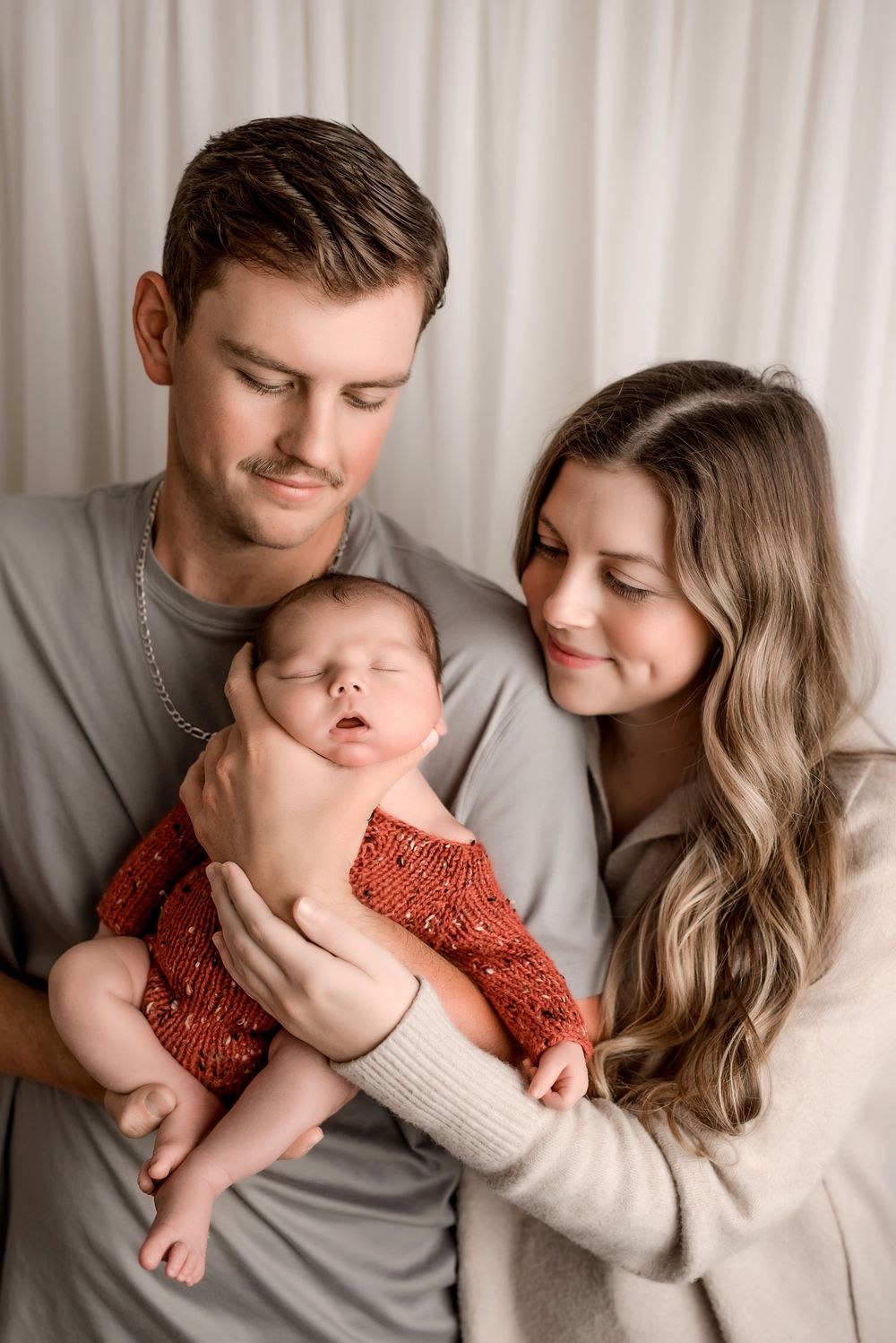 newborn photographer near me