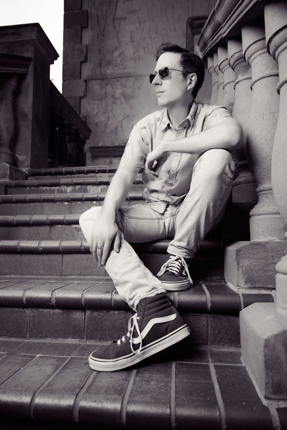 80s fashion revival, 90s inspired menswear, fashion photographer portfolio, tailored menswear photography, modern retro aesthetic
men’s edit