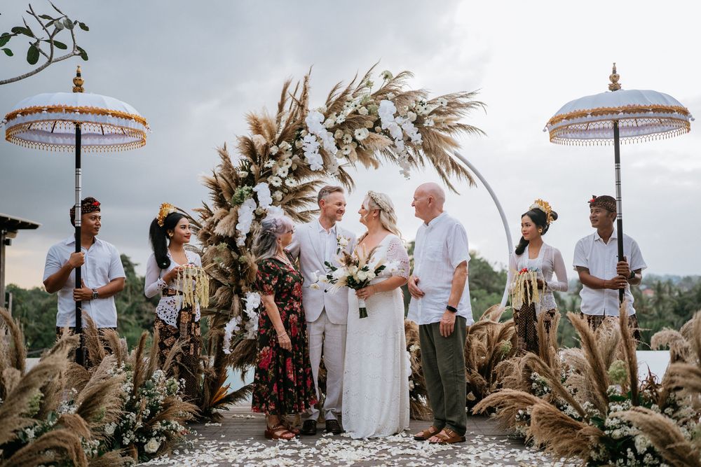 Bali wedding ceremony photoshoot services at Adiwana Bisma Ubud resort.