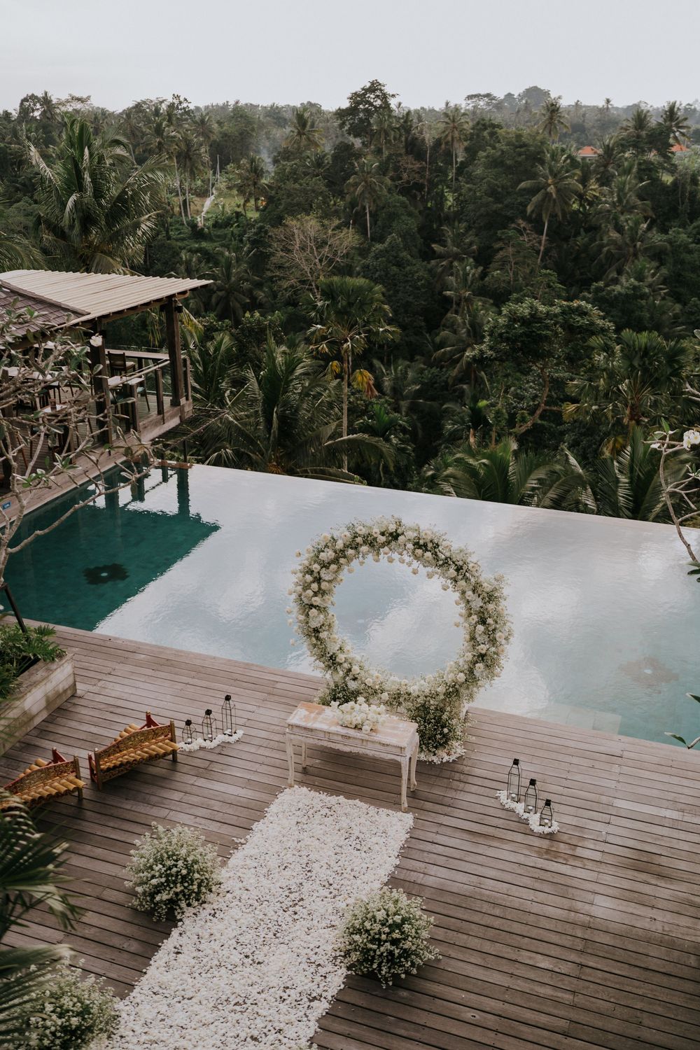 Luxury resort wedding photoshoot at Adiwana Bisma Bali.
