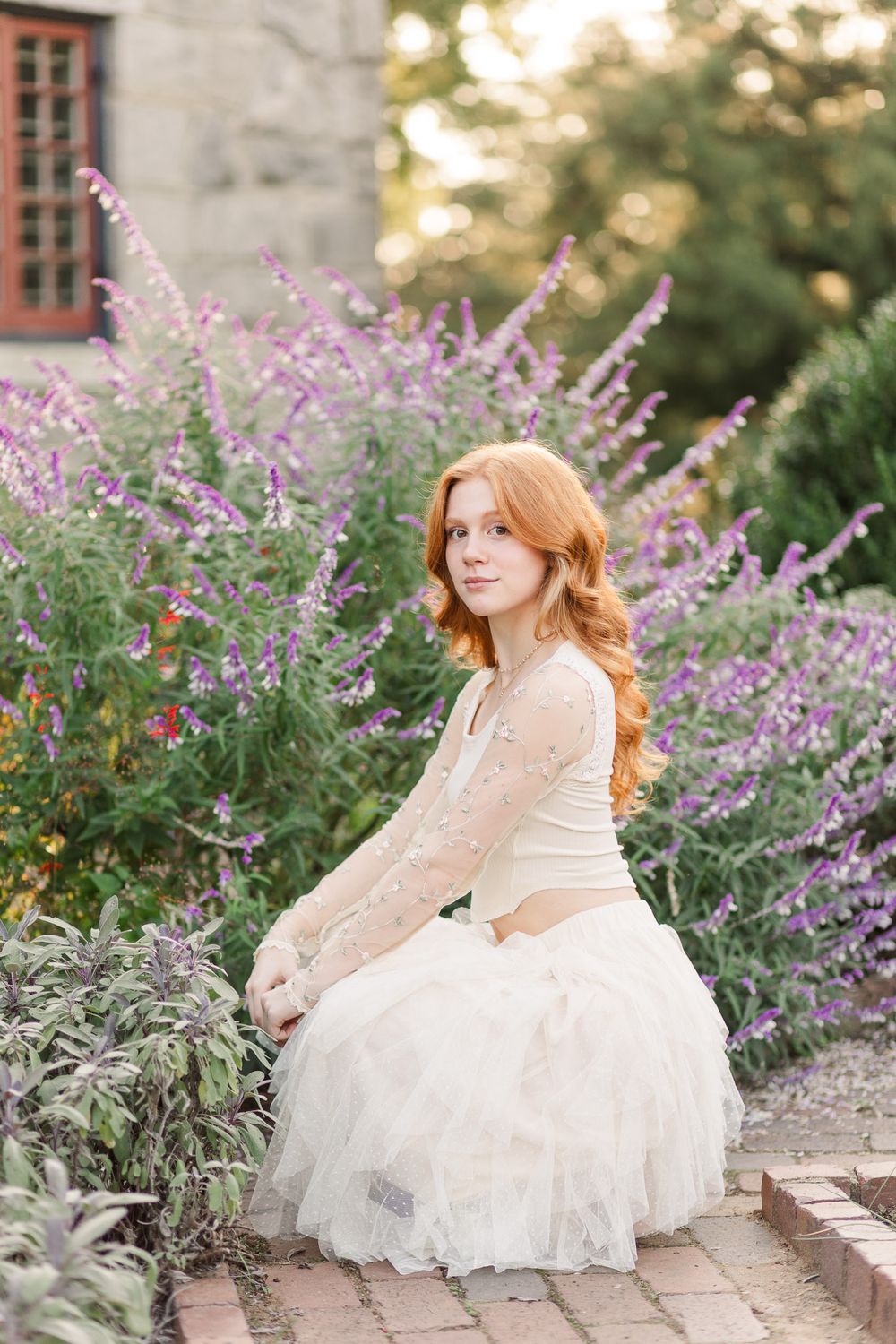 A beautiful outdoor senior portrait in Richmond, Virginia by RVA Senior Portrait photographer.