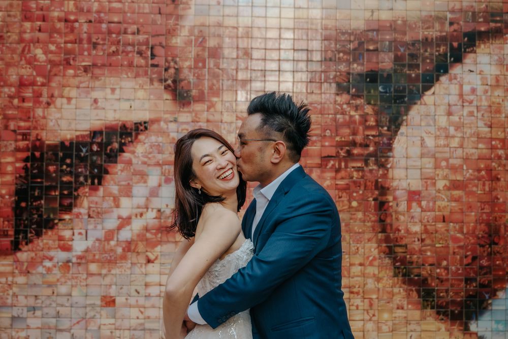 Emotional forehead touch greenhouse Ciutadella Park Couples photoshoot Barcelona BarcelonaLoversPH