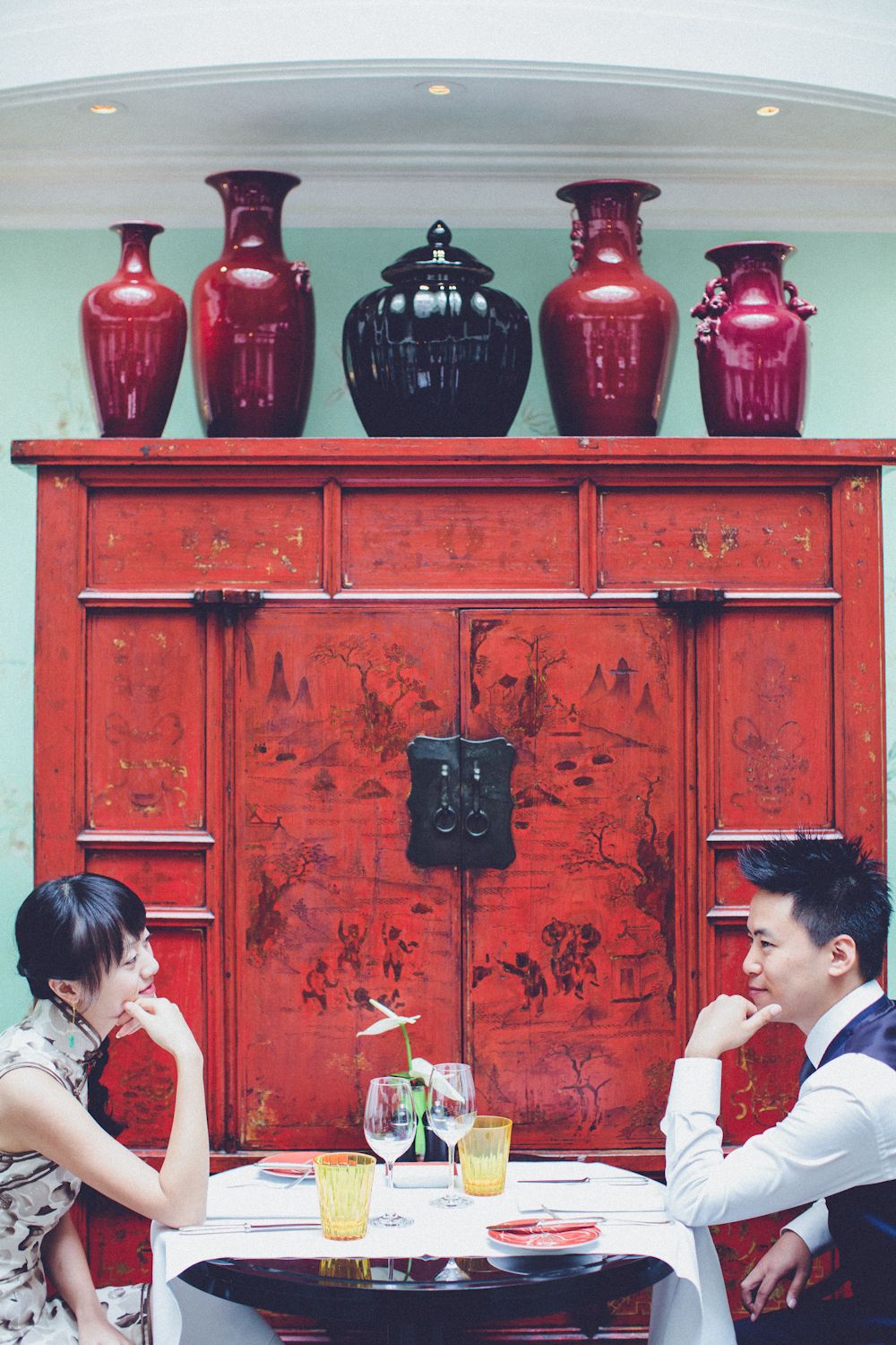chinese interieur at shangri-la hotel paris