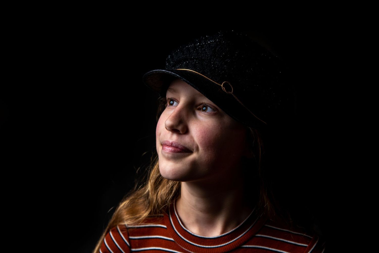 Zwarte achtergrond foto Hengelo, fotograaf Enschede, trouwfotograaf Almelo, gezinsfotograaf Enschede, fotoshoot Twente