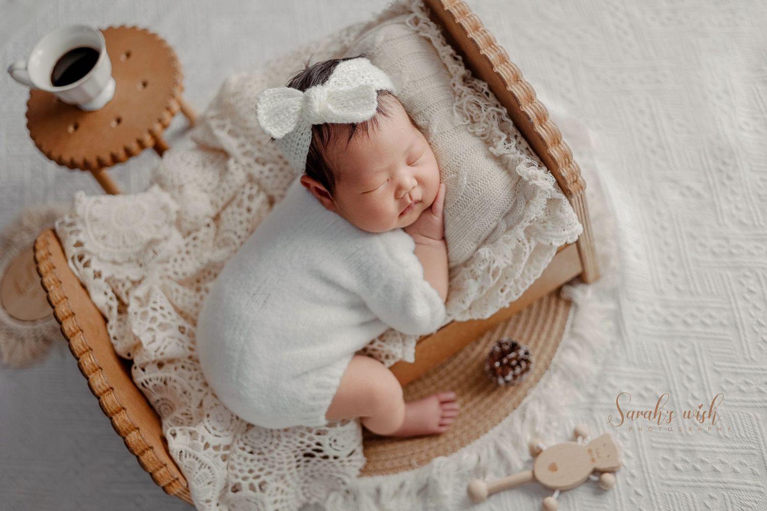 Calgary Newborn, Baby, Maternity, Milestone & Family Photography | 10+ Years Expertise | 100% Client Satisfaction