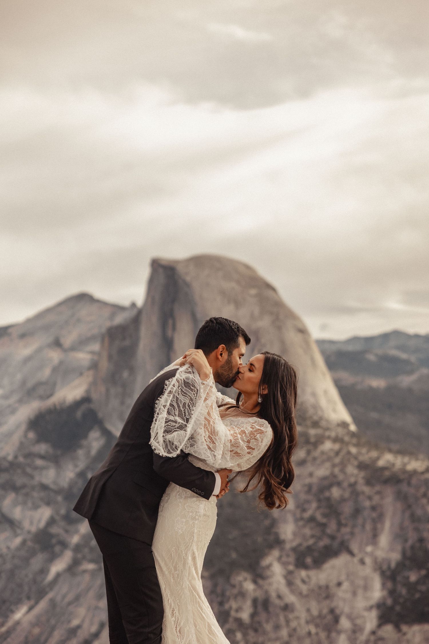 Big Sur elopement, beach elopement