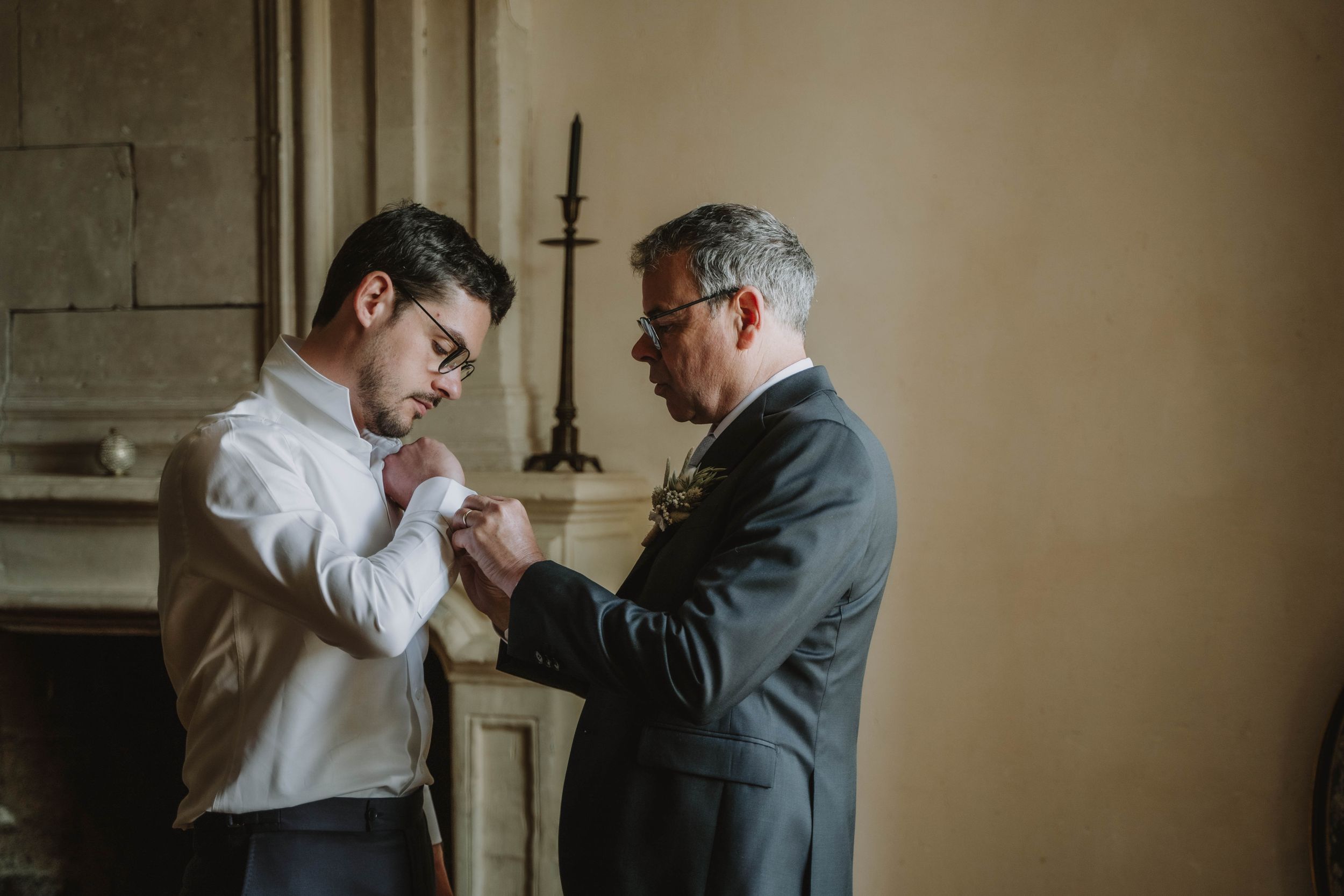 intimate weddings wedding photography photographer photographe photographie mariage intimistes elopement portraits Paris Nantes Loire Valley