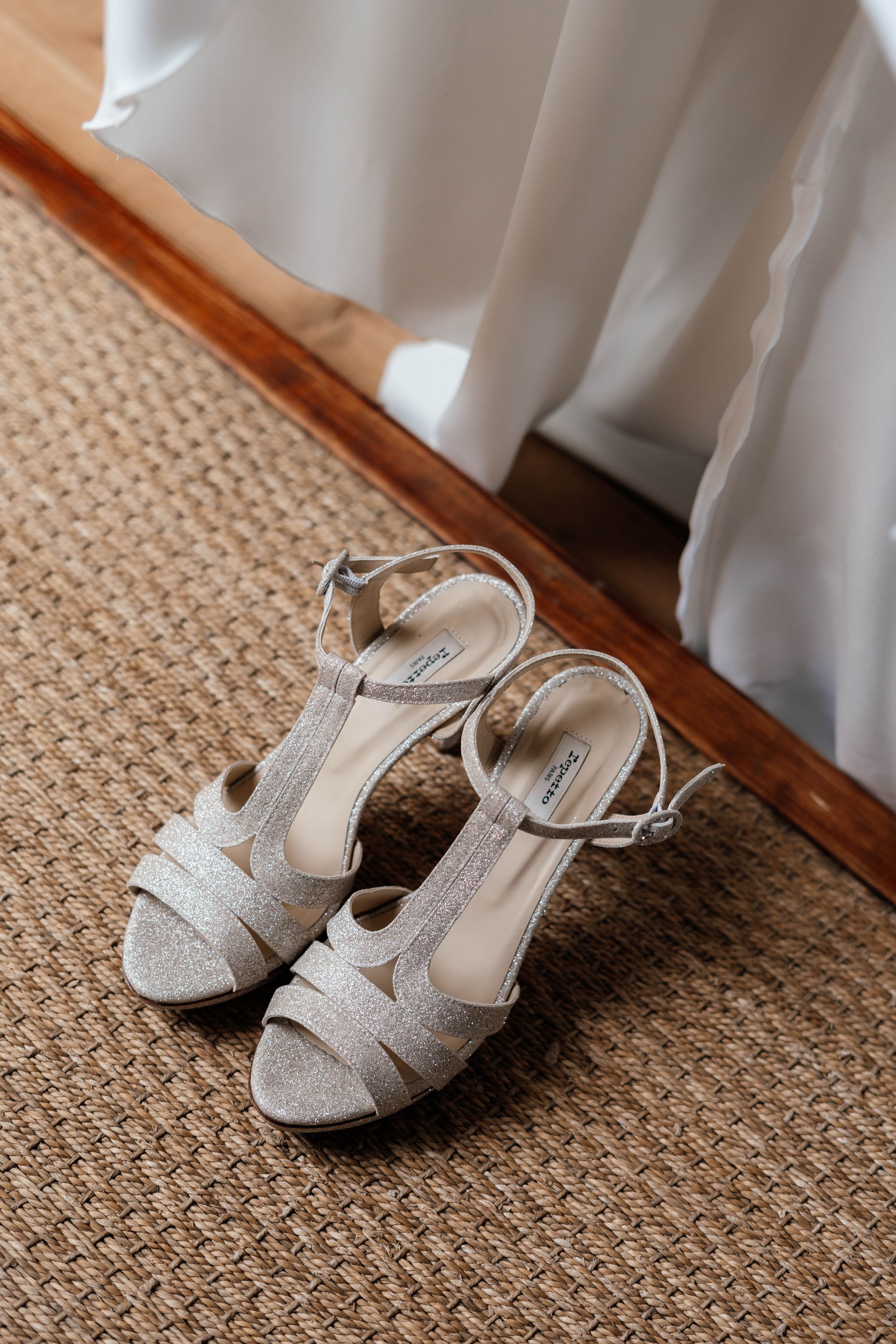 intimate weddings wedding photography photographer photographe photographie mariage intimistes elopement portraits Paris Nantes Loire Valley