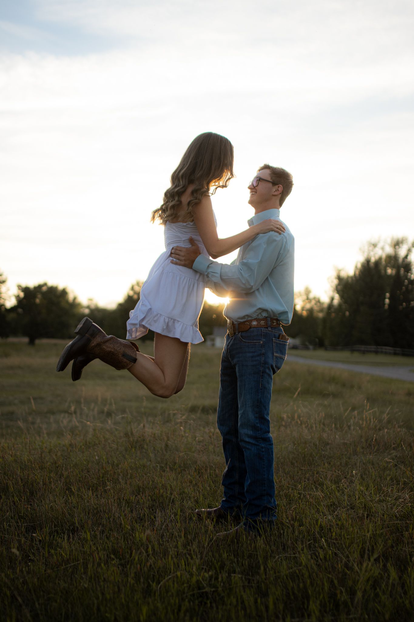 engagement photo on the alberta prairies