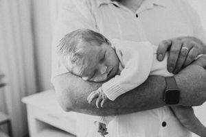 in home newborn photos