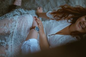 Dreamy black and white portrait with lace details.