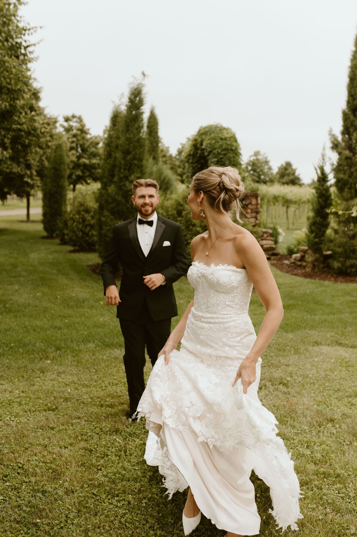 Minnesota Wedding Photographer | Rachel Marie Photography - Romantic and Authentic Minnesota Photography