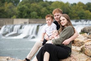 Family portraits at the falls in Joplin, MO.
