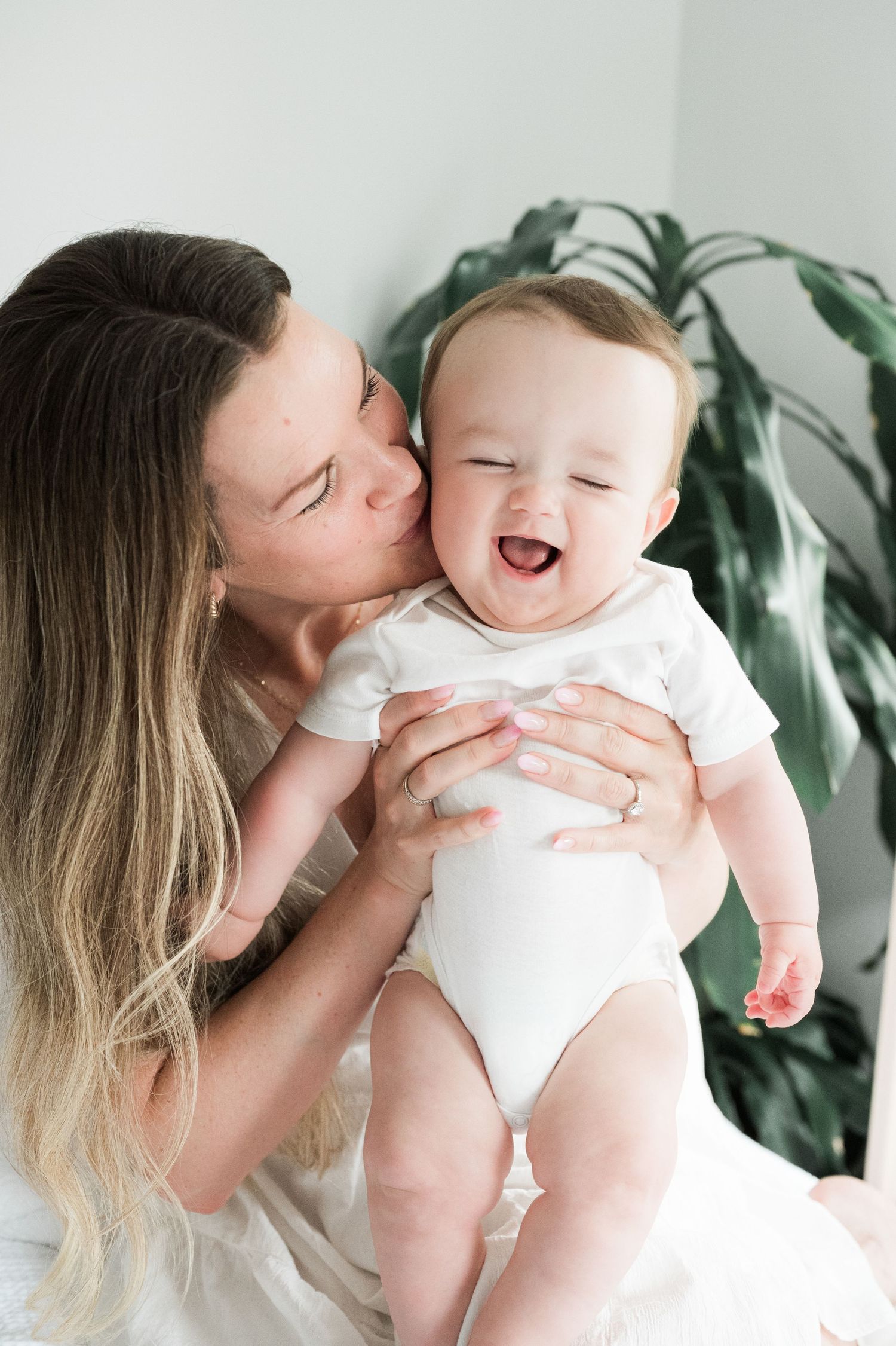 BEST NEWBORN PHOTOGRAPHER EDMONTON