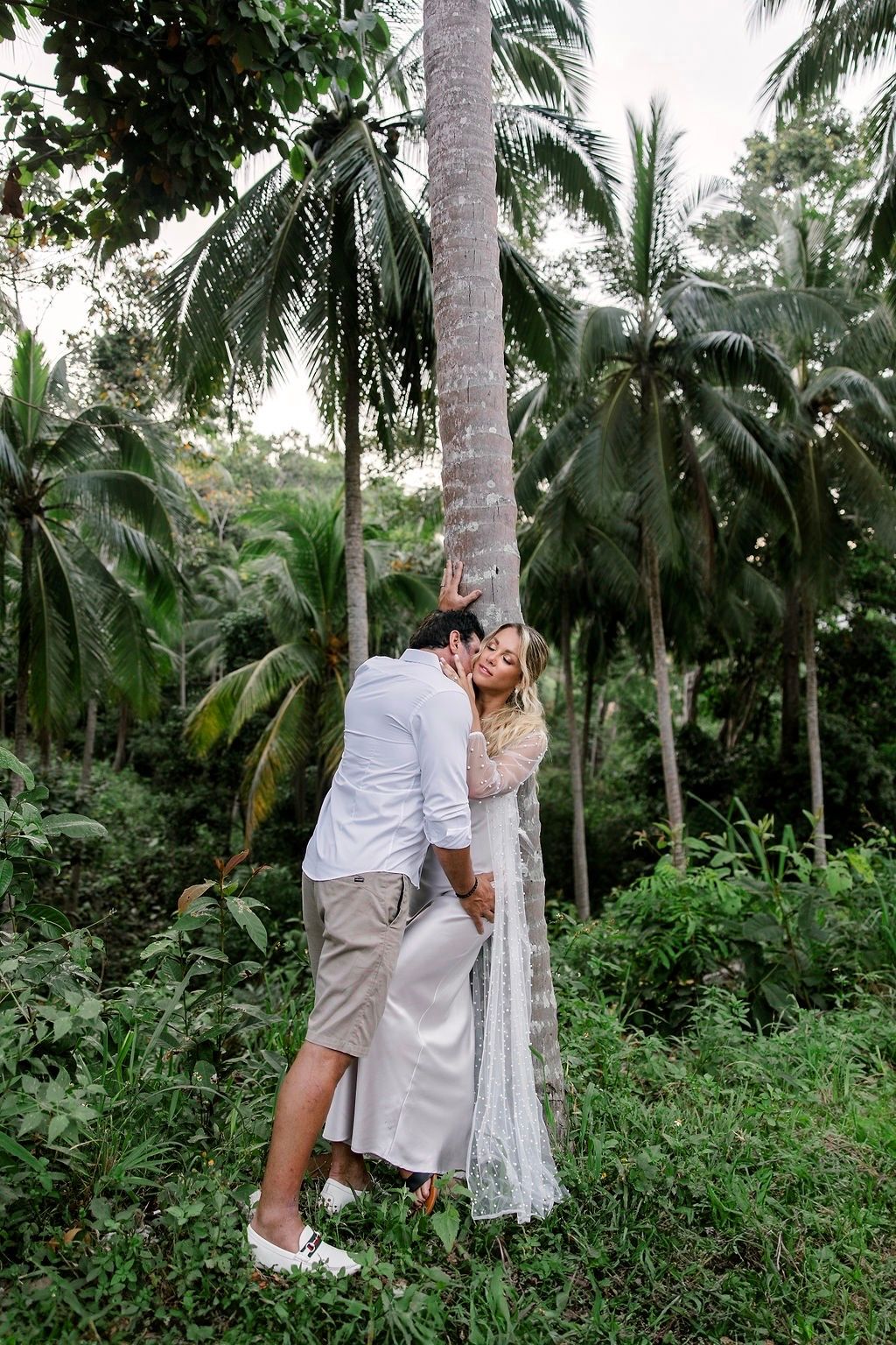 wedding photographer in koh samui Thailand