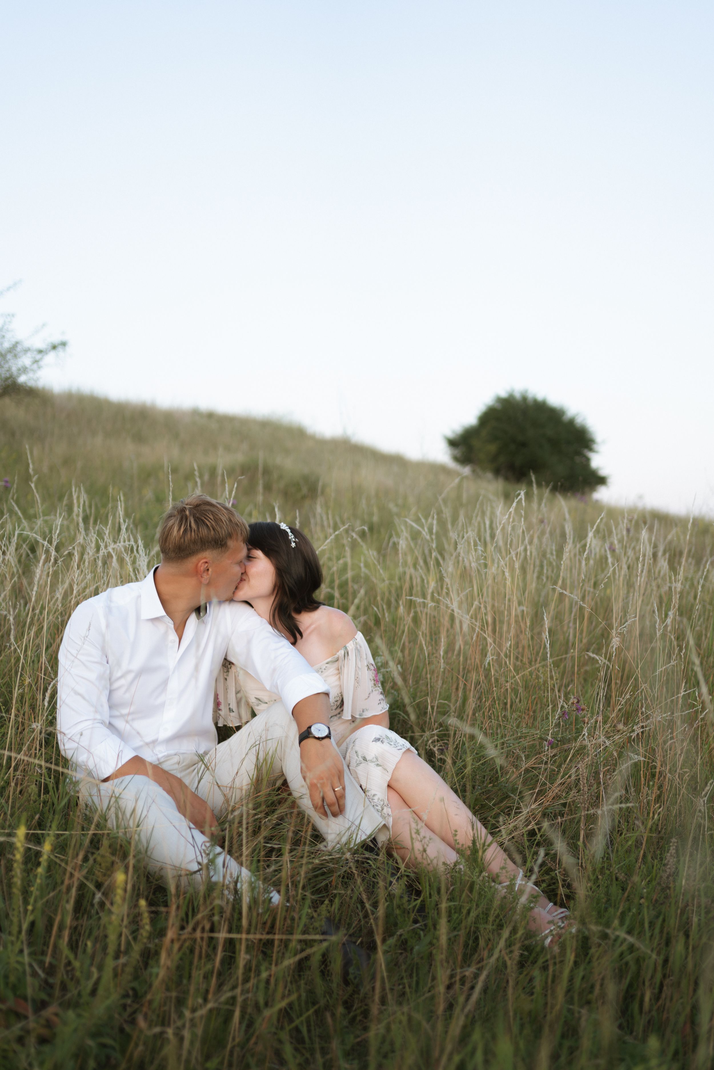 Fotografie de cuplu romantica in Suceava, dupa cununia civila
