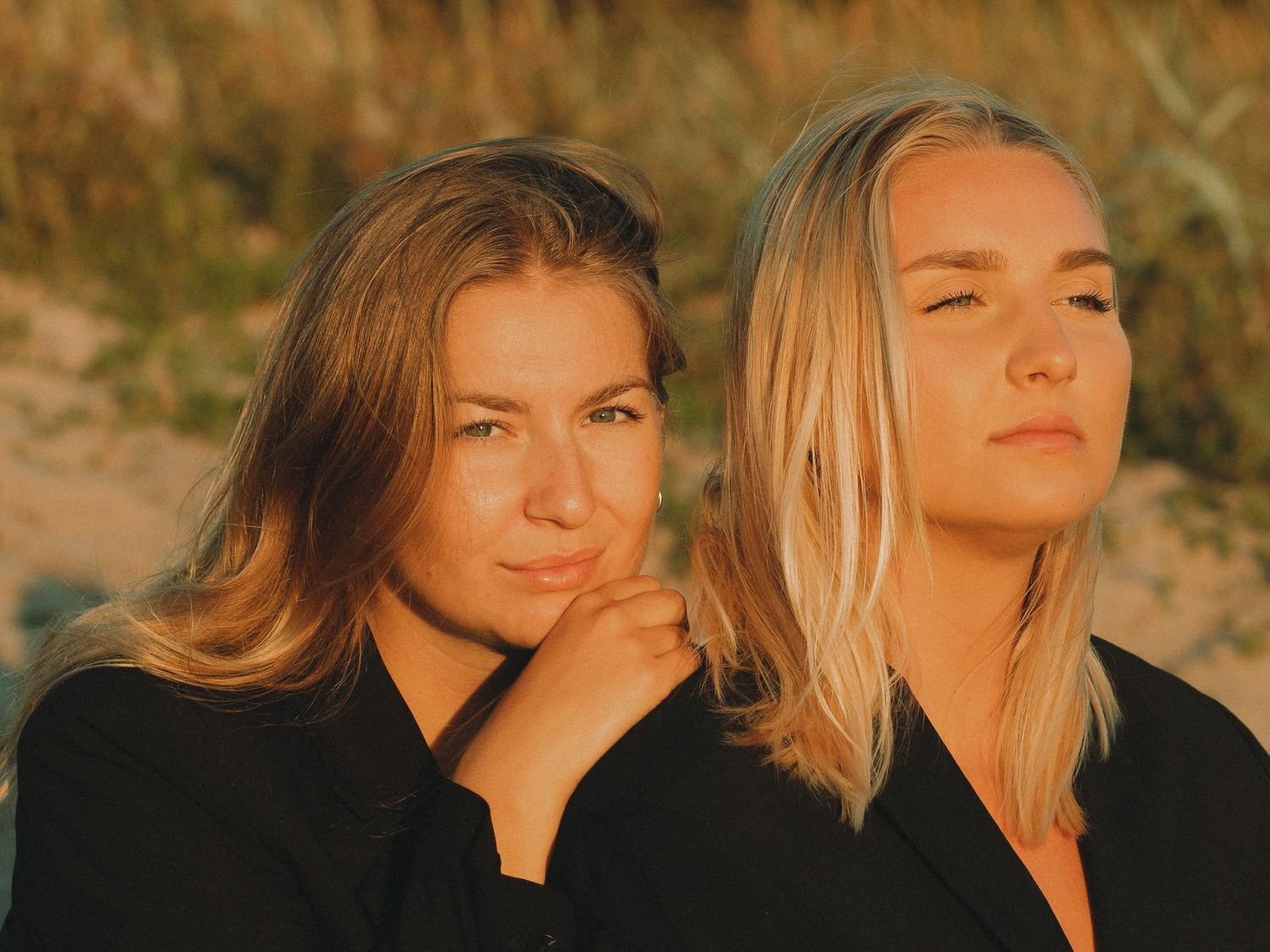Parfotografering Gotland, syskon, förlovning, bröllop
