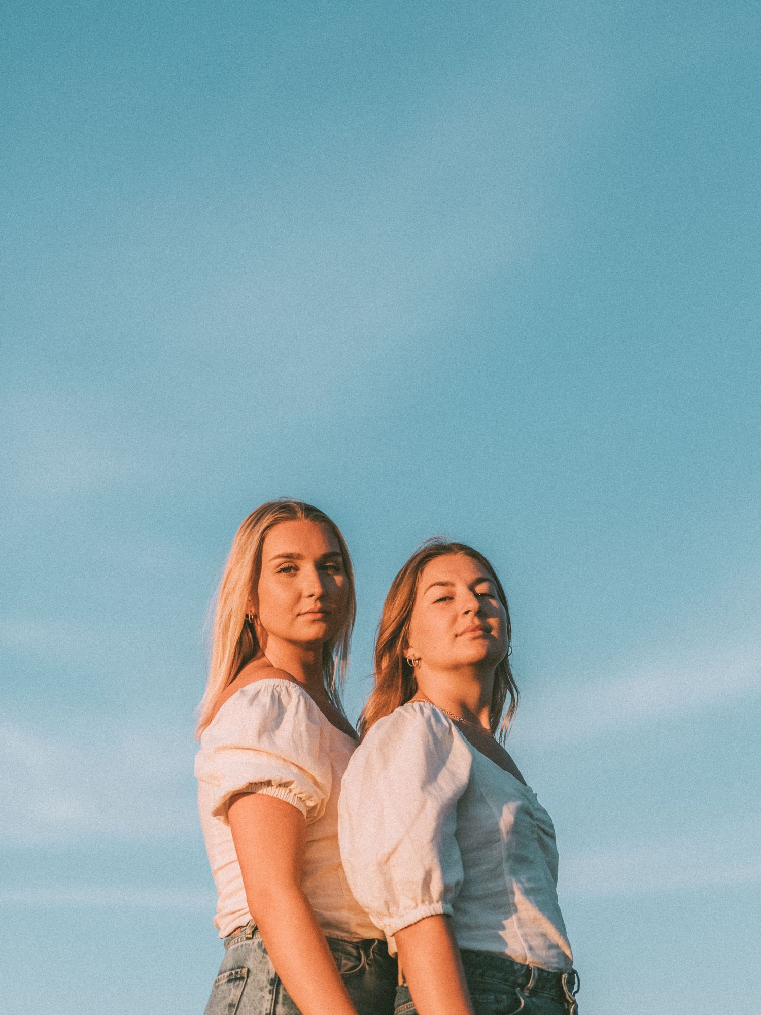 Parfotografering Gotland, syskon, förlovning, bröllop