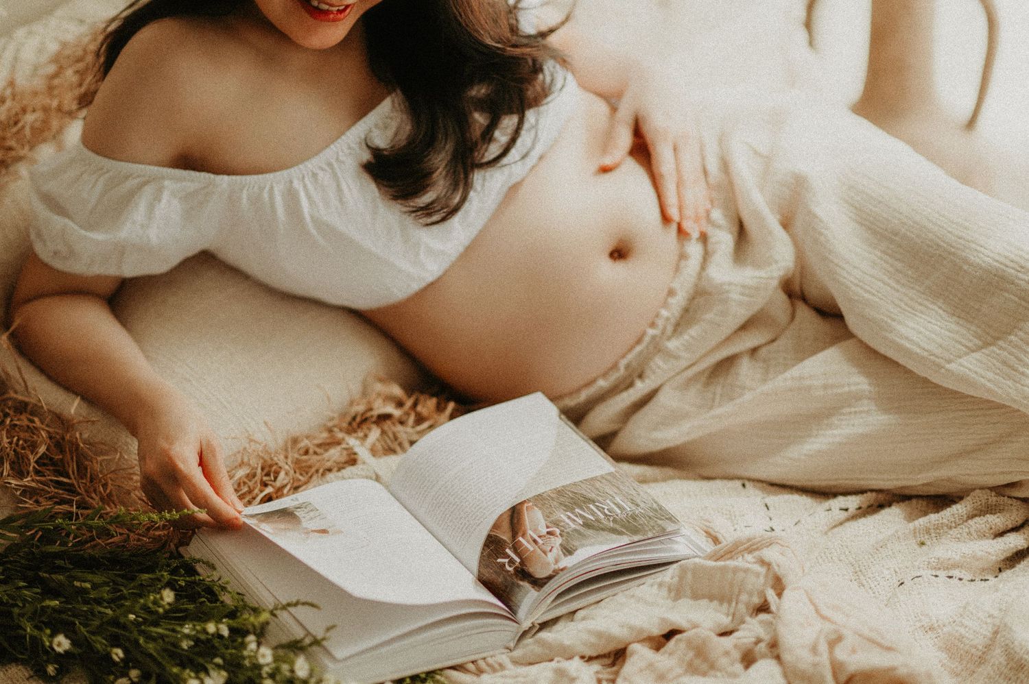 Based in Singapore. Timeless, heartfelt photography for maternity, newborn, babies, parenthood, families, and life’s beautiful moments.