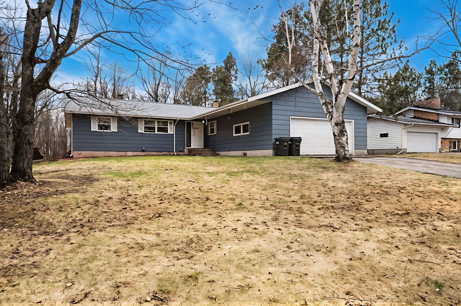 Cloquet Real Estate Photographer, Amy real estate photographer northern minnesota