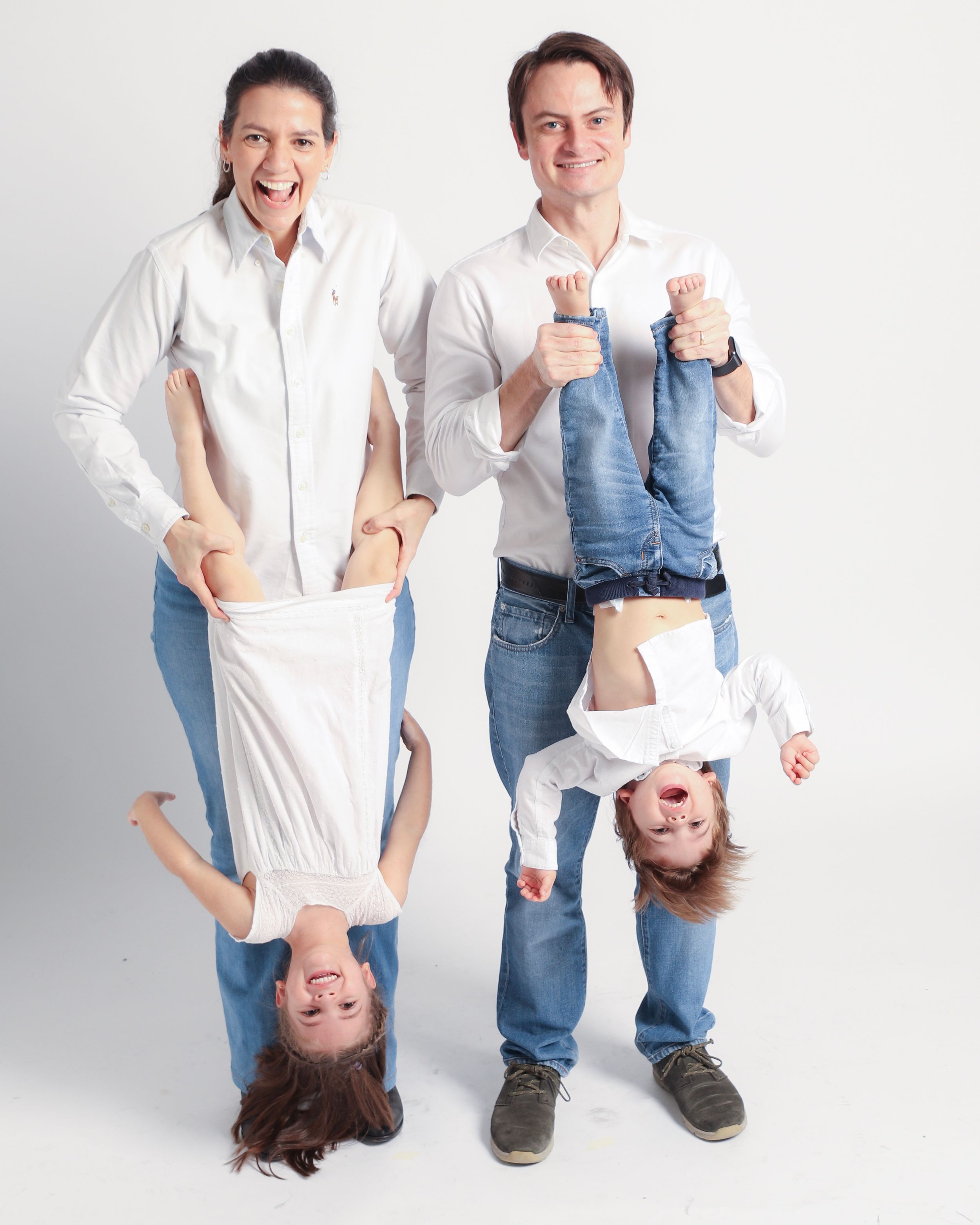 outdoor family photography Singapore, children's activities in singapore, parks. playgrounds, family portraits