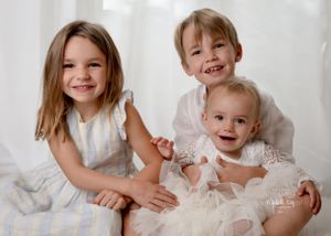 outdoor family photography Singapore, children's activities in singapore, parks. playgrounds, family portraits