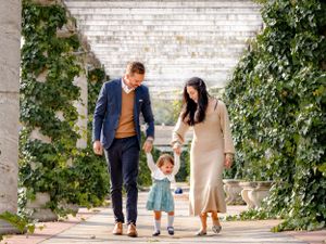 outdoor family photography Singapore, children's activities in singapore, parks. playgrounds, family portraits