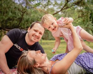 outdoor family photography Singapore, children's activities in singapore, parks. playgrounds, family portraits