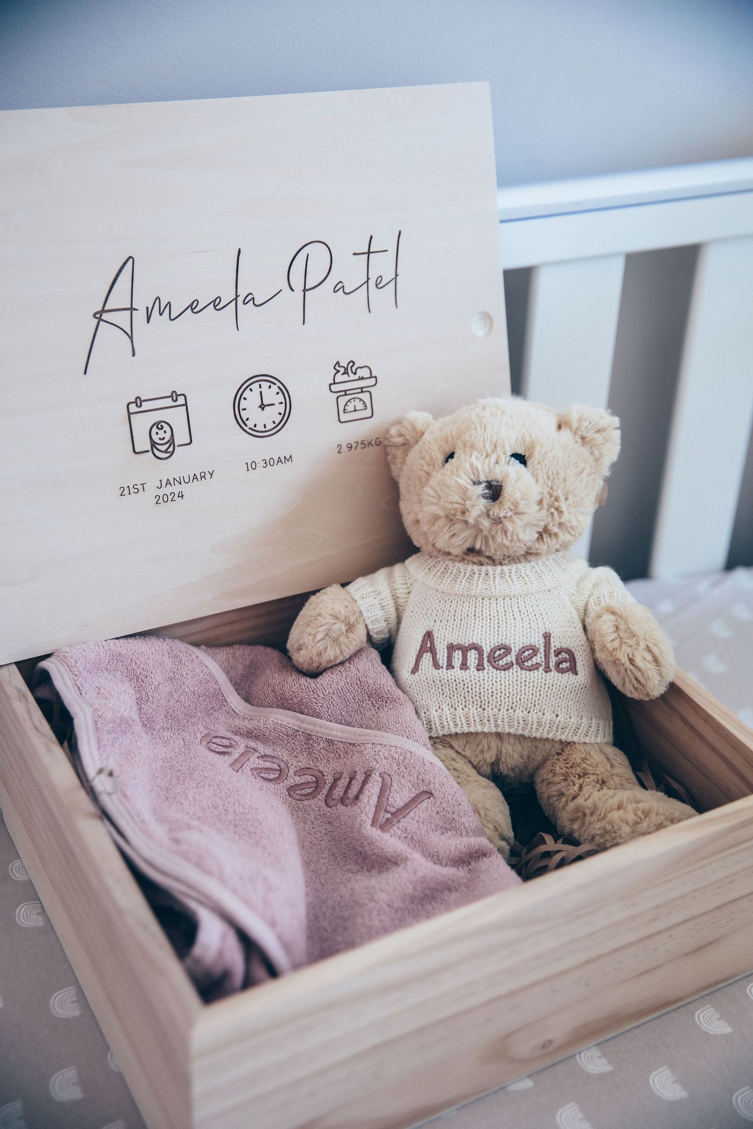 Personalised newborn keepsake box with a teddy bear and baby’s name Ameela
