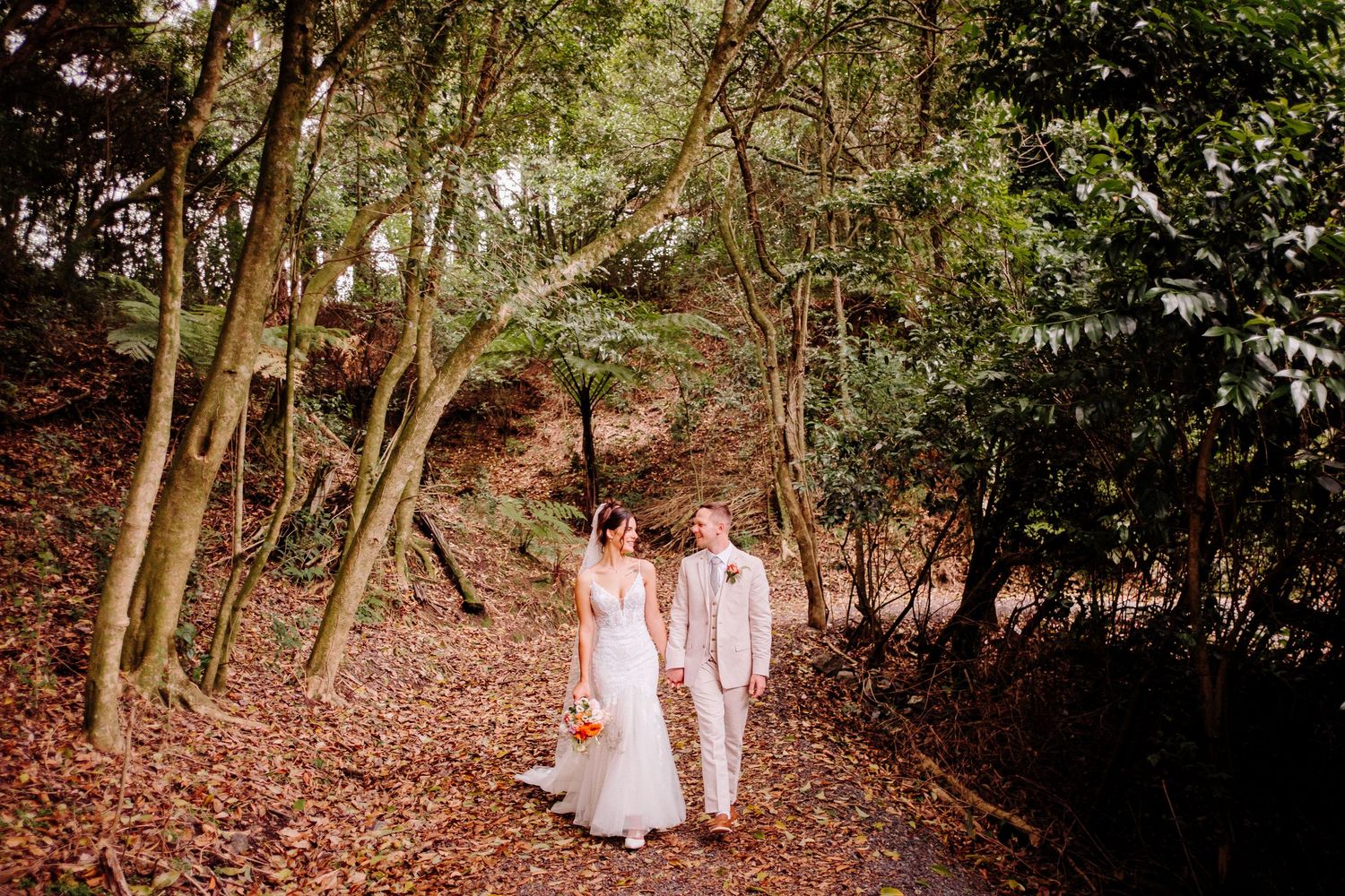 Backyard Wedding – Dominique & David
