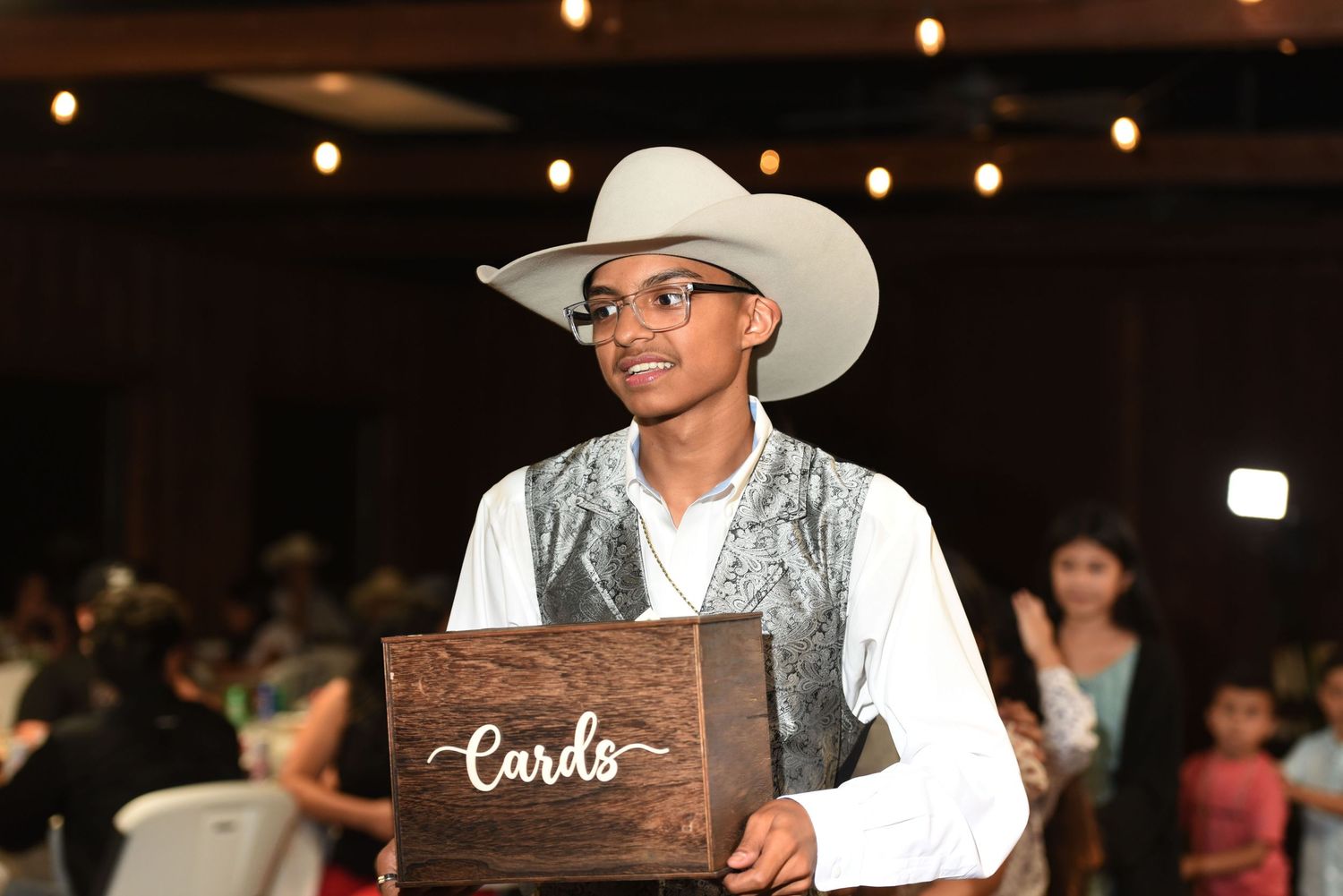 Luxury Quinceañero photography packages in Dallas Fort Worth featuring professional portraits, ceremonies and reception coverage together.