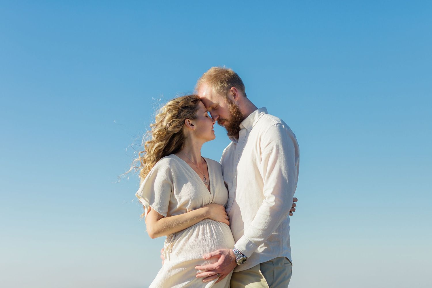 Natural light wedding photography by Mila Photography