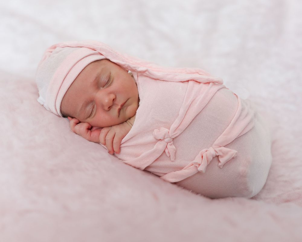Cute baby pictures in Gastonia with Golden Cam Studios