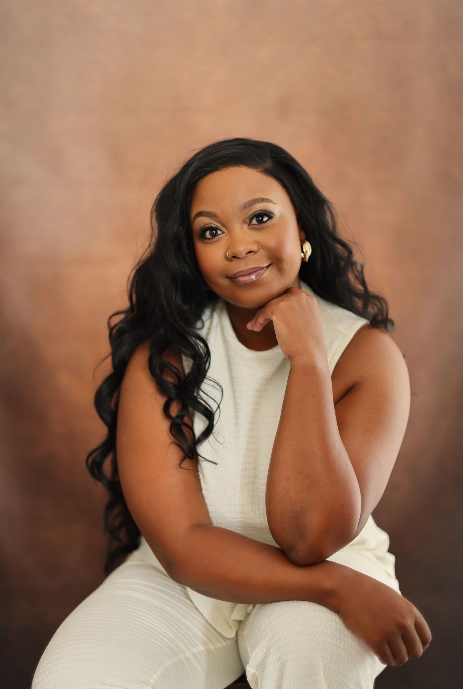 Upgrade your professional branding with fresh headshots by Estee de Villiers