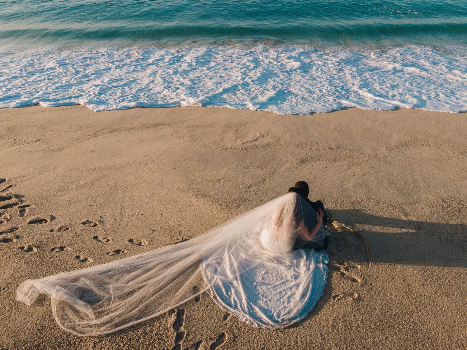 Bride portrait with natural light in Cabo wedding session